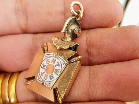 mặt dây chuyền masonic bá cấm vàng 7K