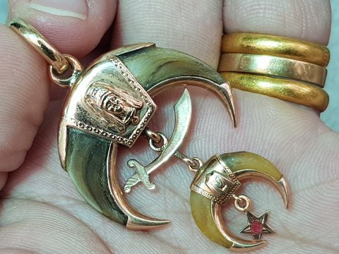  mặt dây chuyền Masonic cho nam vàng 10k Pharaon xưa 