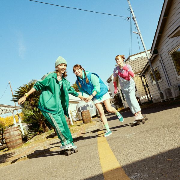  Casio Baby-G BGD-565GS-1DR - Uy tín từ 2009, Tem vàng chống giả, Bảo hành 5 năm, Pin miễn phí trọn đời 