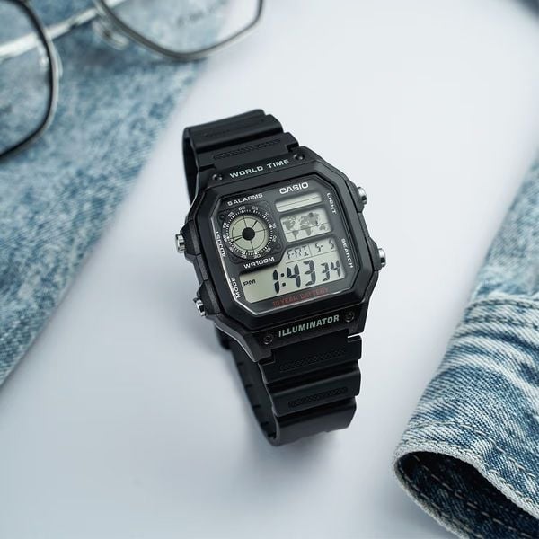  Casio AE-1200WH-1AVDF - Uy tín từ 2009, Tem vàng chống giả, Bảo hành 1 năm, Pin miễn phí trọn đời 