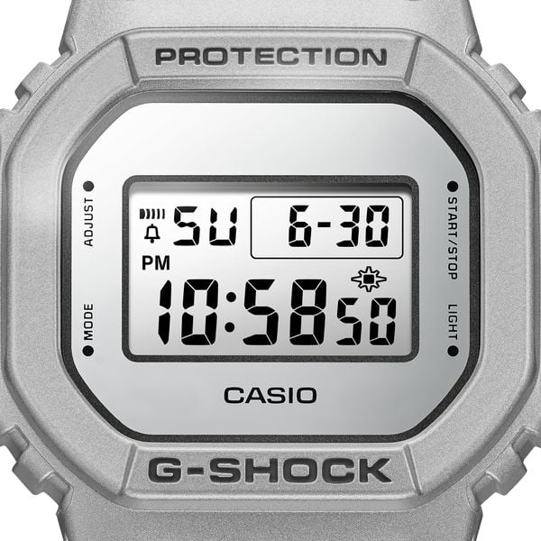  Casio G-Shock DW-5600FF-8DR - Uy tín từ 2009, Tem vàng chống giả, Bảo hành 5 năm, Pin miễn phí trọn đời 