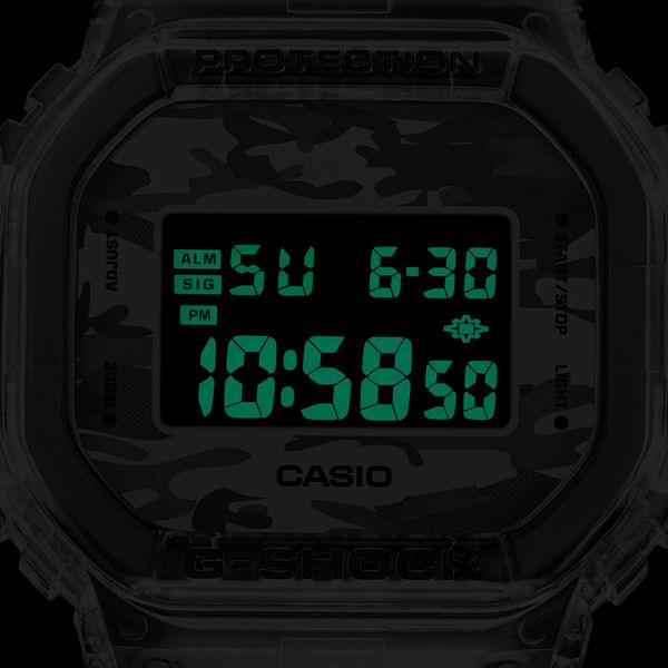  Casio G-Shock DW-5600SKC-1 - Uy tín từ 2009, Tem vàng chống giả, Bảo hành 5 năm, Pin miễn phí trọn đời 