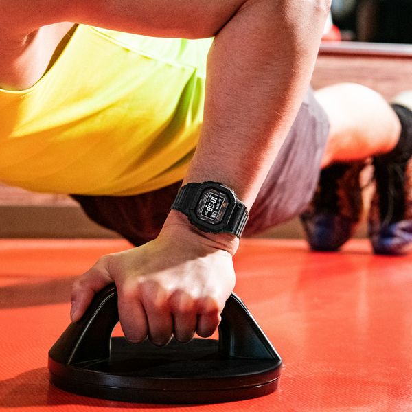  [LIMITED] Casio G-Shock DW-H5600-1 - Uy tín từ 2009, Tem vàng chống giả, Bảo hành 5 năm, Pin miễn phí trọn đời 