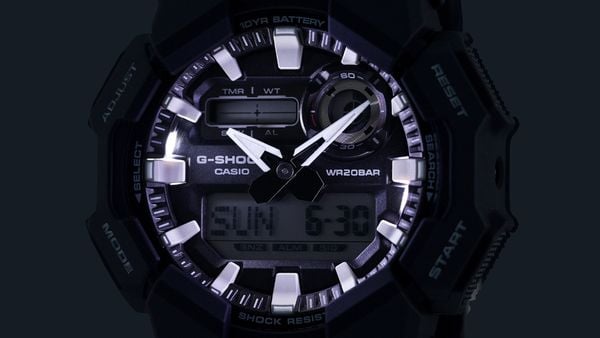  Casio G-Shock GA-010-1A - Uy tín từ 2009, Tem vàng chống giả, Bảo hành 5 năm, Pin miễn phí trọn đời 