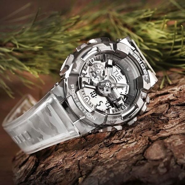  Casio G-Shock GM-110SCM-1A - Uy tín từ 2009, Tem vàng chống giả, Bảo hành 5 năm, Pin miễn phí trọn đời 