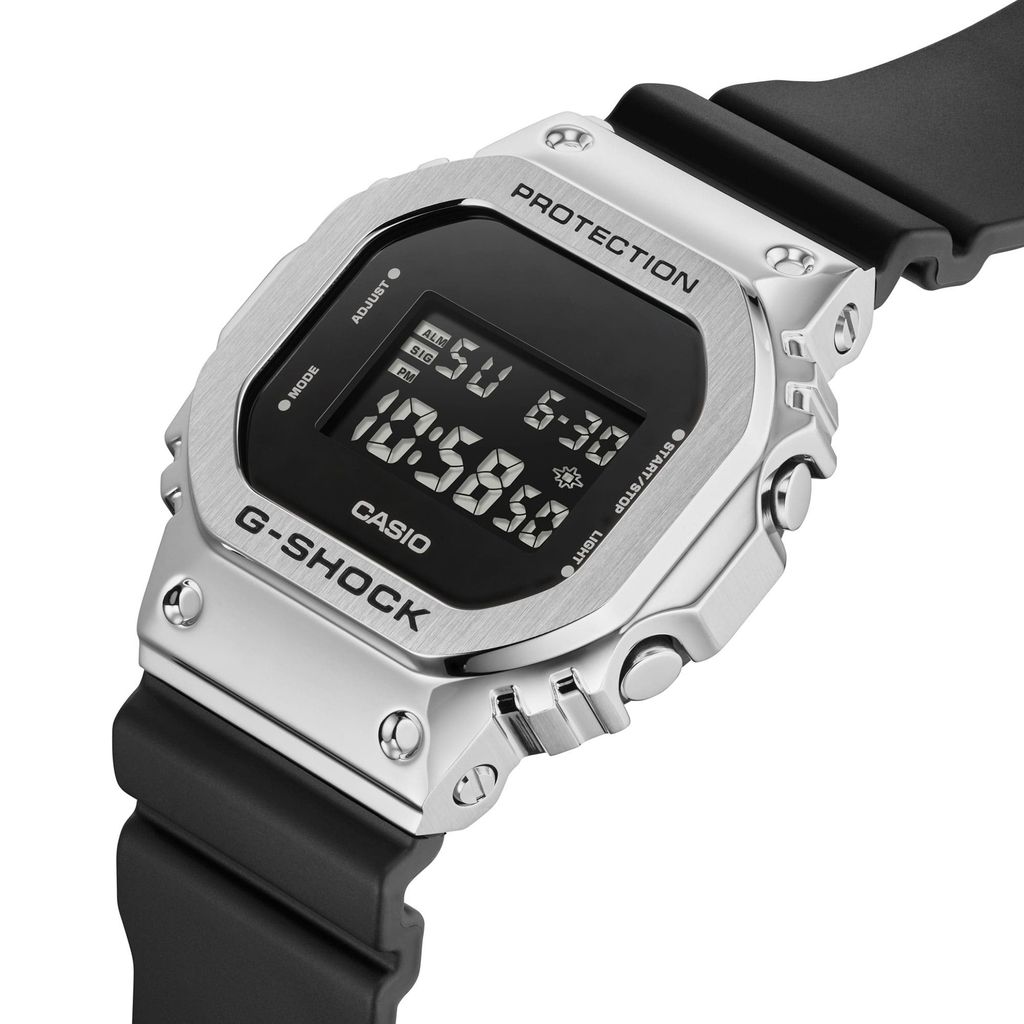  Casio G-Shock GM-5600U-1DR - Uy tín từ 2009, Tem vàng chống giả, Bảo hành 5 năm, Pin miễn phí trọn đời 