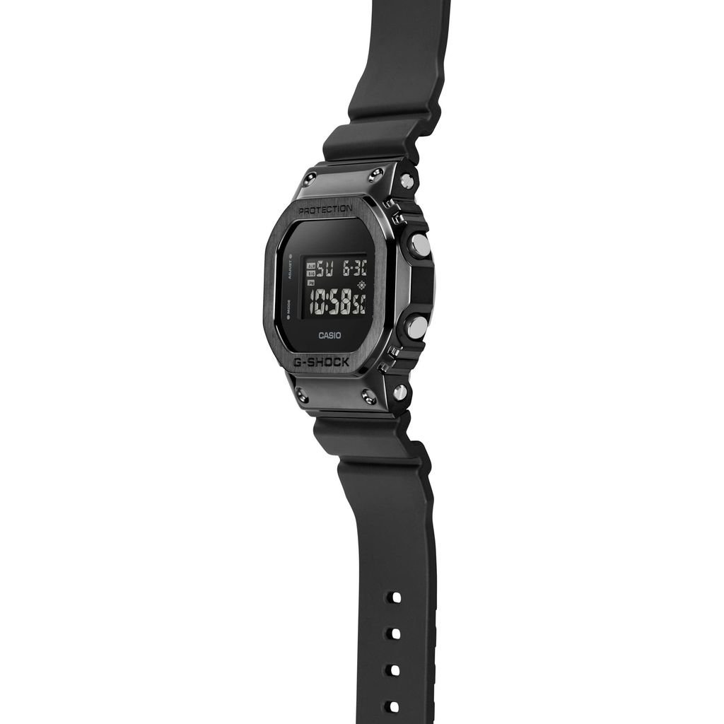  Casio G-Shock GM-5600UB-1DR - Uy tín từ 2009, Tem vàng chống giả, Bảo hành 5 năm, Pin miễn phí trọn đời 