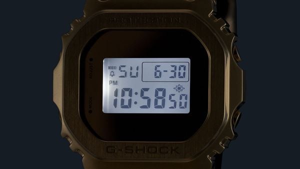  Casio G-Shock GM-5600YMG-9 - Uy tín từ 2009, Tem vàng chống giả, Bảo hành 5 năm, Pin miễn phí trọn đời 