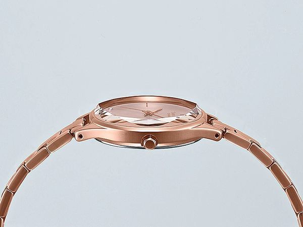  Casio Sheen SHE-4062PG-4AUDF - Uy tín từ 2009, Tem vàng chống giả, Bảo hành 1 năm, Pin miễn phí trọn đời 