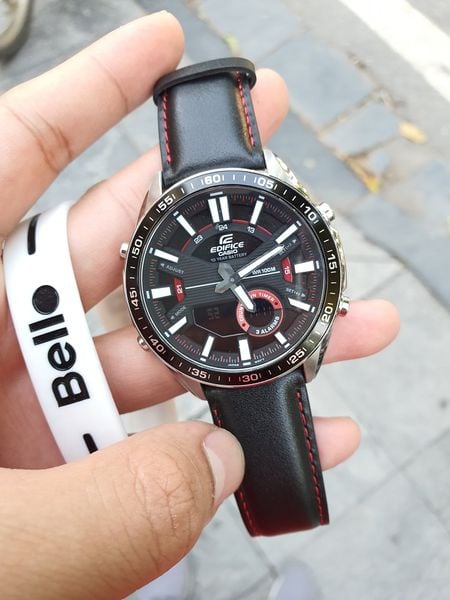  Casio Edifice EFV-C100L-1A - Uy tín từ 2009, Tem vàng chống giả, Bảo hành 1 năm, Pin miễn phí trọn đời 