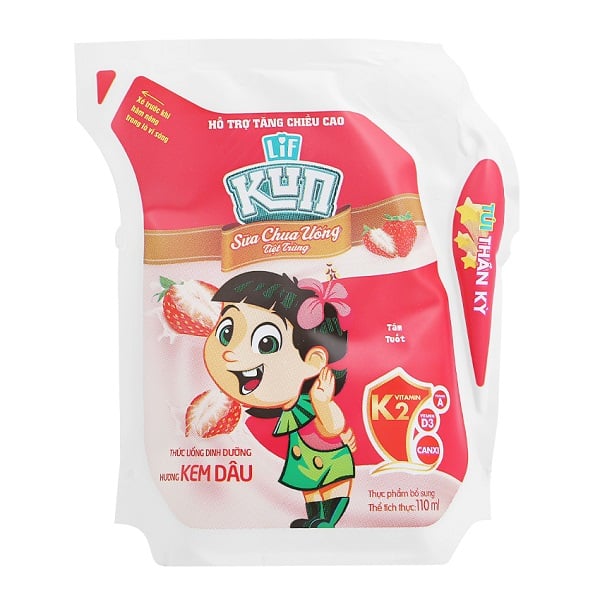 Sữa Chua Uống Kun Vị Kem Dâu Túi 110Ml