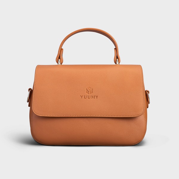 Hình ảnh Túi Đeo Chéo Thời Trang Yuumy Màu Bò YN86B (Store 5703) Hình ảnh Túi Đeo Chéo Thời Trang Yuumy Màu Bò YN86B (Store 5703)