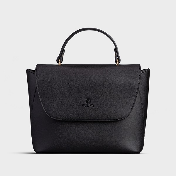 Hình ảnh Túi Đeo Chéo Thời Trang Yuumy Màu Đen YN87D (Store 5703) Hình ảnh Túi Đeo Chéo Thời Trang Yuumy Màu Đen YN87D (Store 5703)