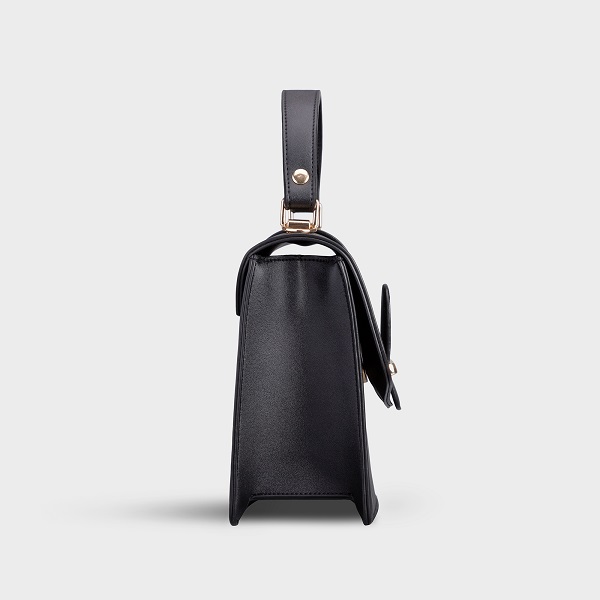 Hình ảnh Túi Đeo Chéo Thời Trang Yuumy Màu Đen YN88D (Store 5703) Hình ảnh Túi Đeo Chéo Thời Trang Yuumy Màu Đen YN88D (Store 5703)