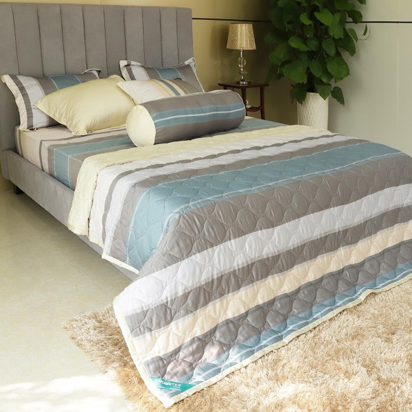 Bộ Chăn Drap Gối Tencel Hometex Pre 160X200Cm (Giao Màu Ngẫu Nhiên)