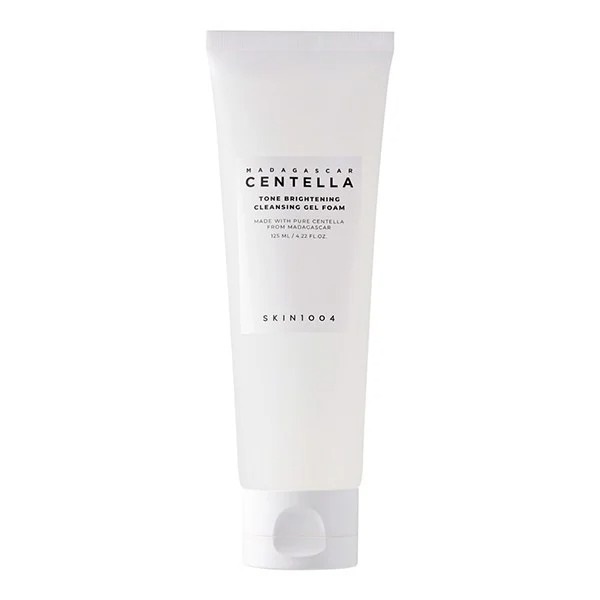 Sữa Rửa Mặt Rau Má Dưỡng Sáng Da Skin1004 Madagascar Centella Tone Brightening Cleansing Gel Foam 125Ml (Wn)