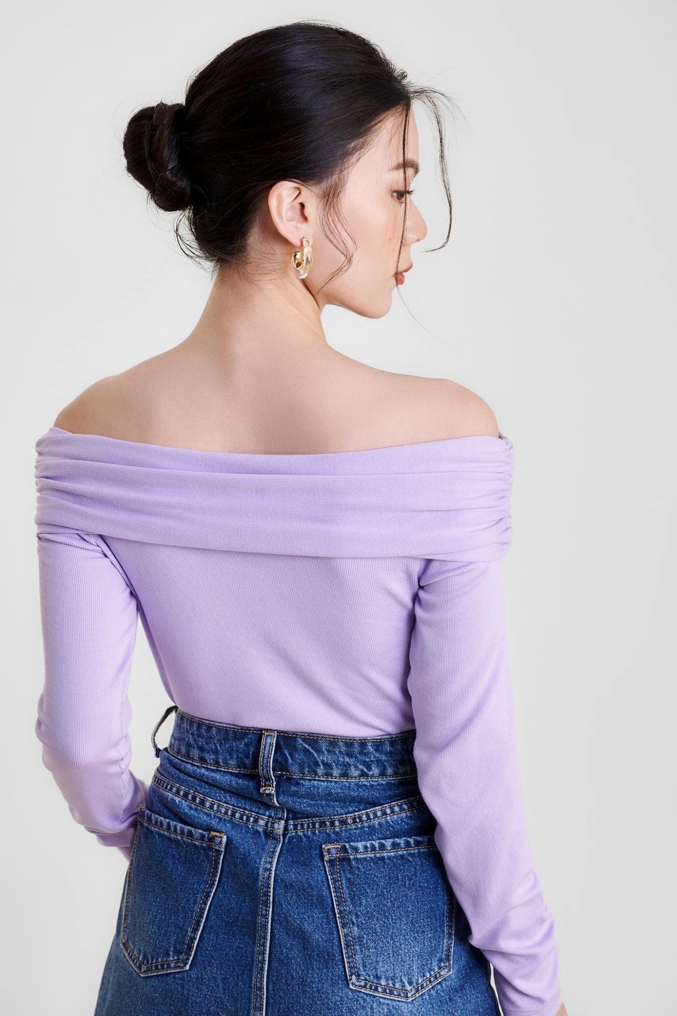 Áo Thun Gân Tay Dài Trễ Vai Marc Màu Tím Falh040922 – Aeoneshop