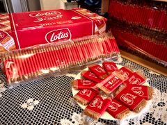 LOTUS BISCOFF - Bánh quy giòn caramel, hộp 300 chiếc, 2300g