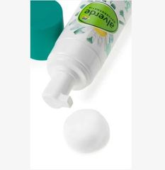 ALVERDE - Bọt rửa mặt 3in1 cho da nhạy cảm từ Hoa cúc - NATURKOSMETIK Reinigungsschaum