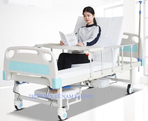  GIƯỜNG BỆNH NHÂN 3 TAY QUAY AKIKO A83 