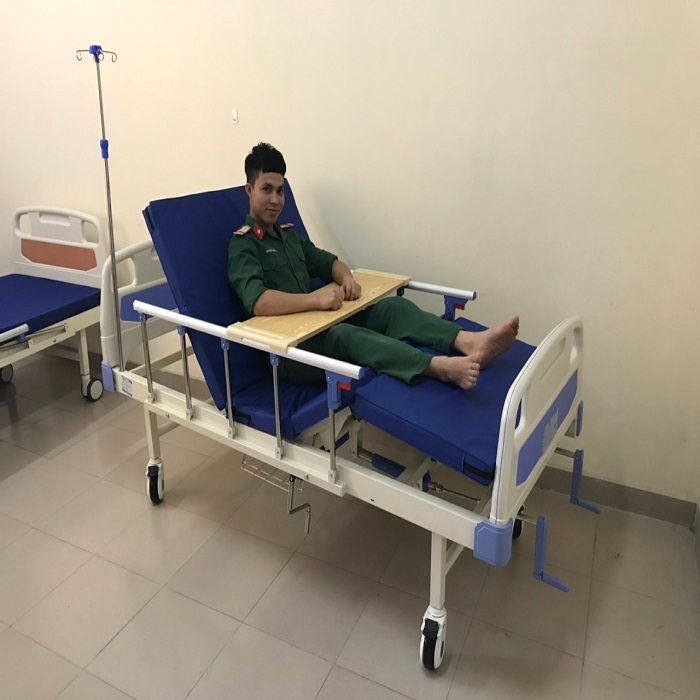 Giường Bệnh Nhân 3 Tay Quay 9 Chức Năng NAKITO A01-IV