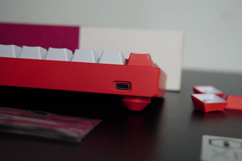 Bàn phím IQUNIX F60 Strawberry | Albums ảnh APshop