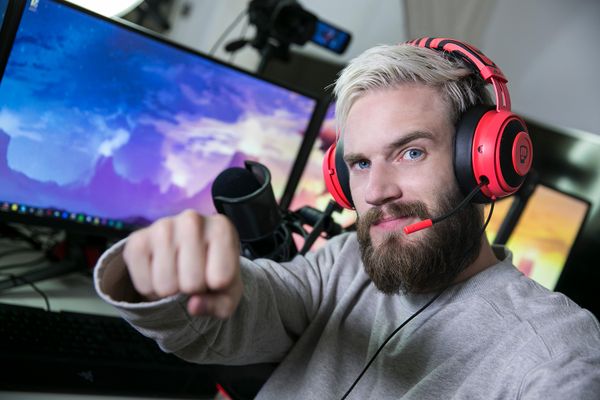 Tai nghe Razer Kraken Pro V2 PewDiePie