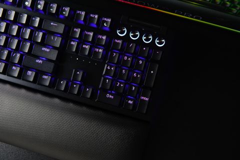 Bàn phím Razer BlackWidow V4 Pro | Albums ảnh APshop