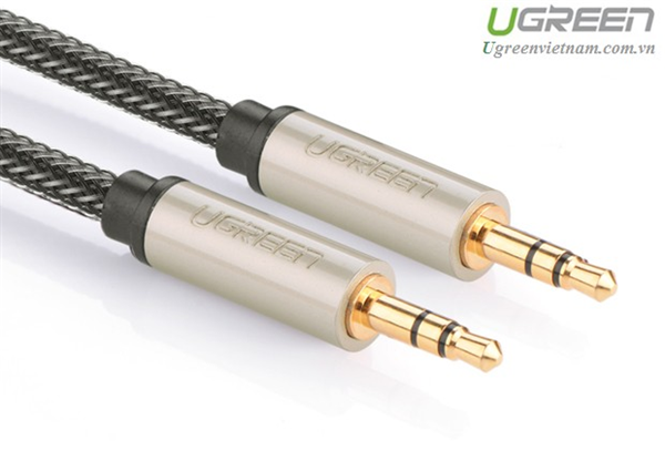 Cáp Audio AUX 3,5mm trên ô tô dài 5m Ugreen 10606 chính hãng