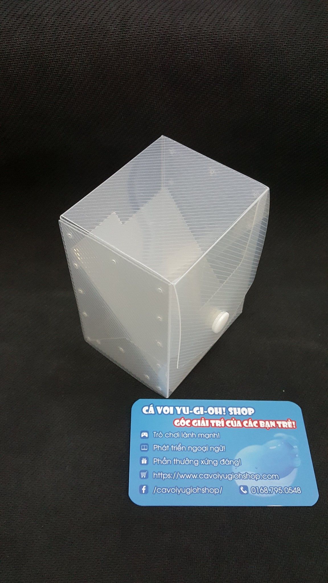 Deck box KMC mini white - hộp đựng bài màu trắng cỡ nhỏ