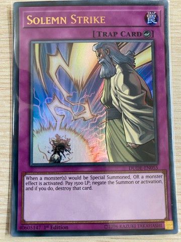 [ UK ] Solemn Strike - DUDE-EN055 - Ultra Rare - 1st Edition