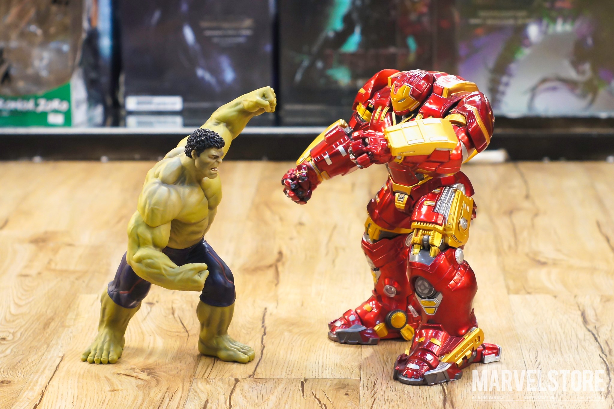 Mô Hình Marvel Hulk Buster I Metal Head
