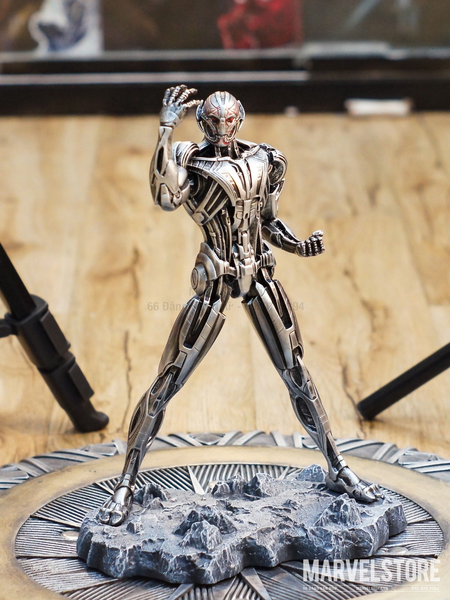 Mô Hình Avengers  Hawkeye và Sub Ultron 004 B1485B0423  Giá 249000đ tại  Tikivn