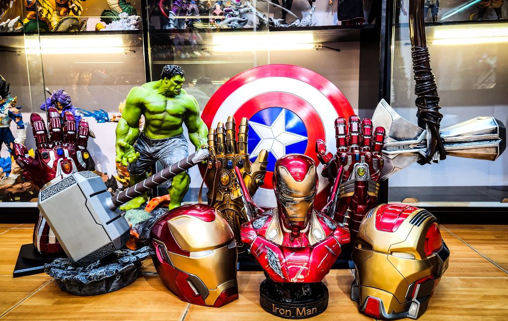 Lego Bearbrick 73cm Iron Man khổng lồ có đèn LED LEGOBRXJ10967