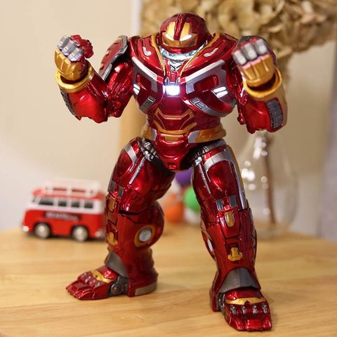 Chiêm ngưỡng bộ giáp Hulkbuster tuyệt đẹp có thể đóngmở của Iron Man giá  20 triệu đồng