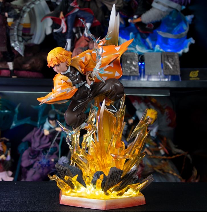 MÔ HÌNH AGATSUMA ZENITSU FIRE THUNDER GOD 28CM