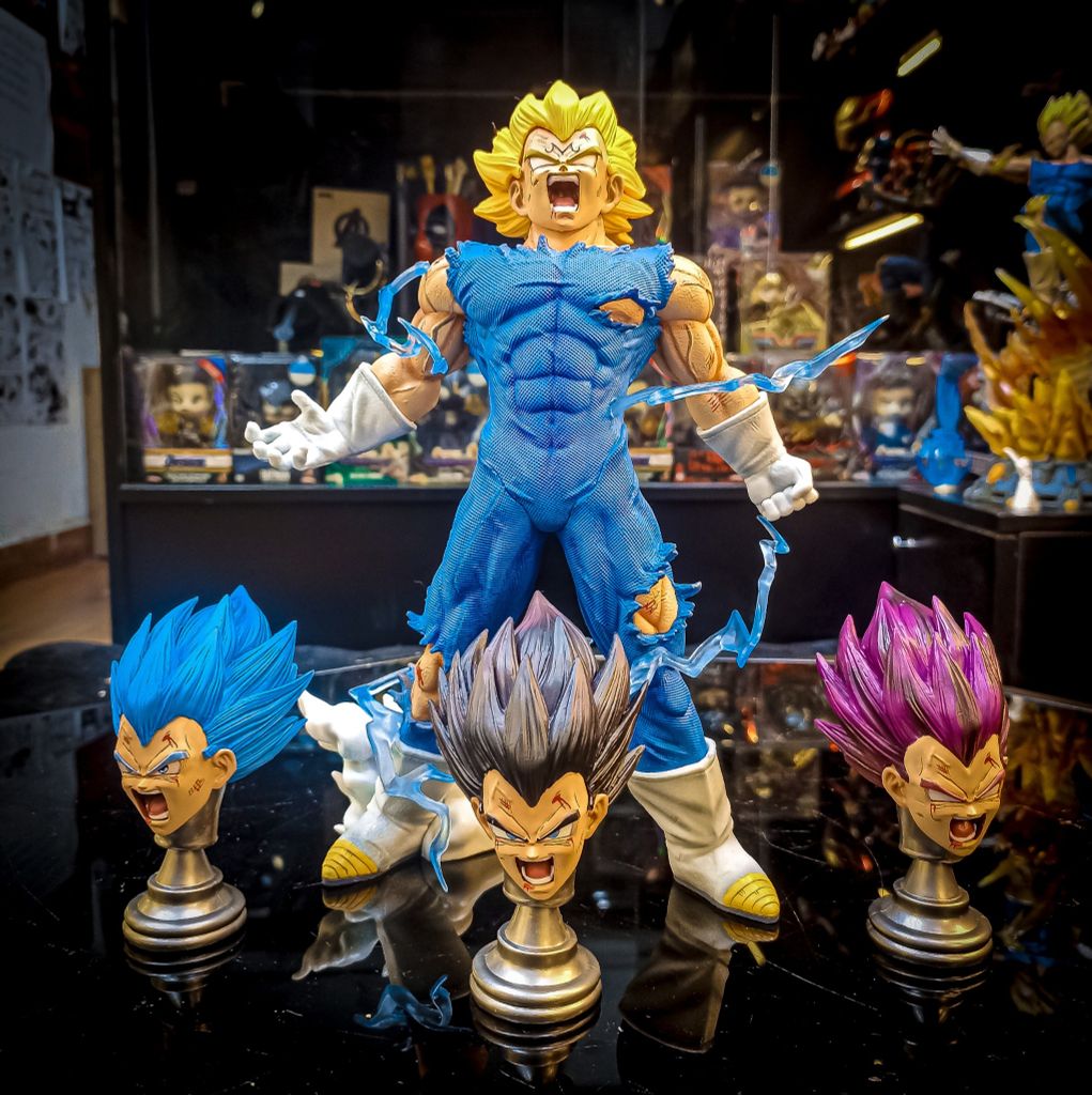 Mô Hình Dragon Ball Vegeta chiến đấu siêu ngầu có 2 đầu thay thế có led  2  tay thay thế cao 47cm nặng 35kg7  Figure DragonBall  Có hộp màu