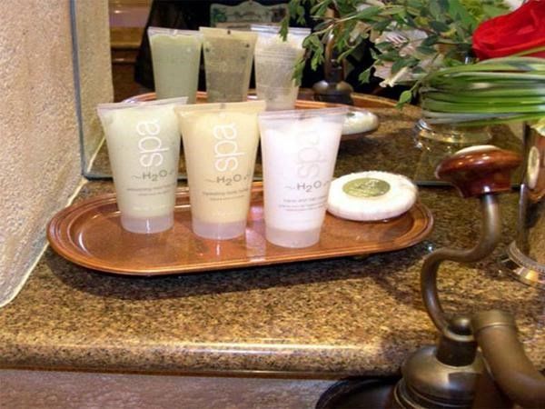 Bộ sản phẩm Amenities Biyokea 4