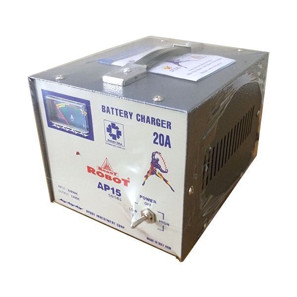 Máy sạc ắc quy Robot AP15 20A 12V cận cảnh tem năng lượng và công tắc LOW HIGH