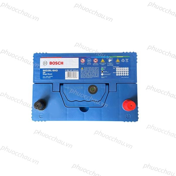 Ắc quy BOSCH 90D26L 12V-75AH nhìn từ trên xuống, mặt nắp xanh có tem thông số kỹ thuật và ký hiệu cảnh báo, cọc đỏ đen