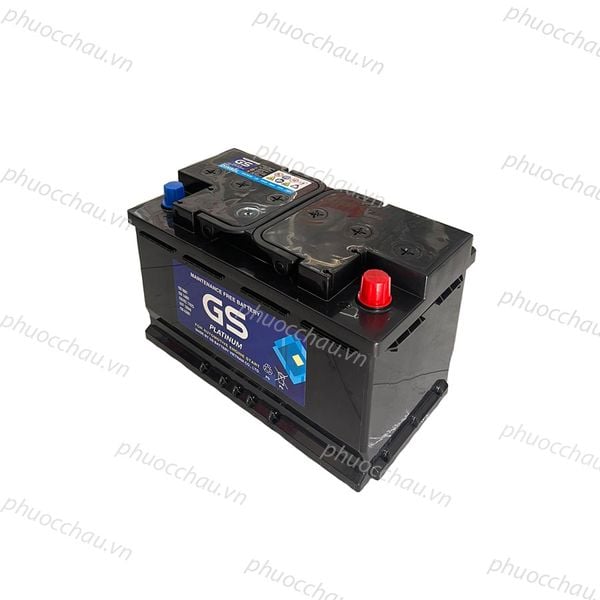 Ắc quy GS MF DIN80L 12V-80AH mặt bên hông tem GS Platinum và nắp bình màu đen