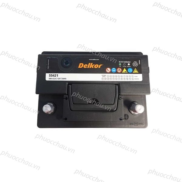 Bình ắc quy Delkor DIN 55421 12V 54Ah mặt trên tem thông số 500 CCA và mắt báo S.O.C Indicator