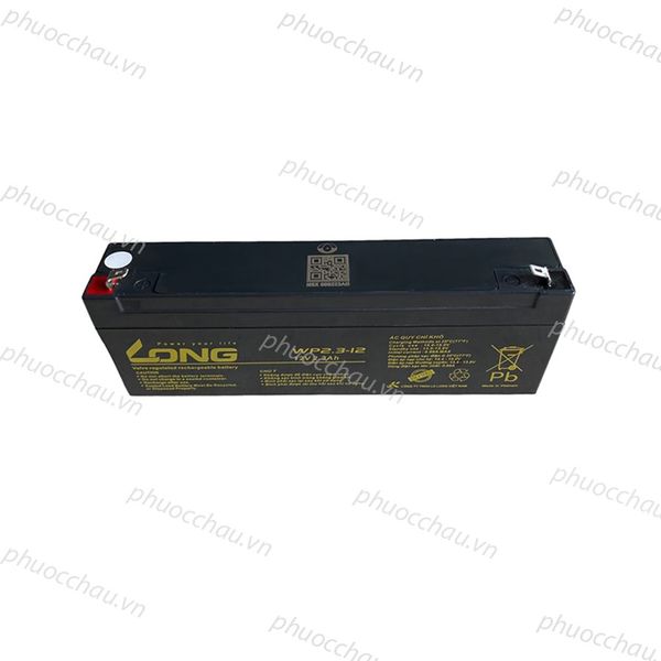 Ắc quy LONG WP2.3-12 12V 2.3Ah nhìn từ trên xuống, tem vàng, nắp bình có tem QR và 2 cọc dẹt
