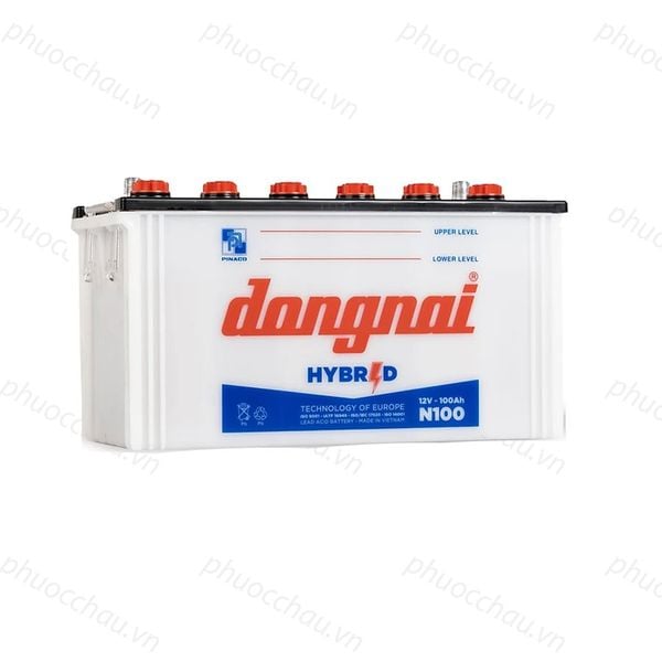 Ắc quy Đồng Nai N100 12V-100Ah nhìn chính diện, tem HYBRID và thông số trên thân bình