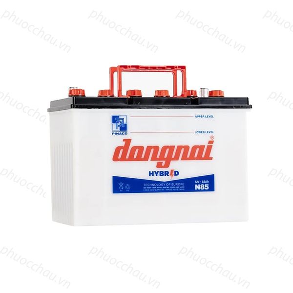 Ắc quy Đồng Nai N85 12V-85AH Hybrid nhìn chính diện mặt trước thấy logo Pinaco