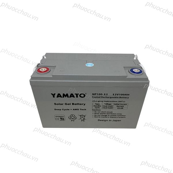 Ắc quy YAMATO NP100-12 12V-100Ah nhìn từ trên xuống, mặt nắp có tem niêm phong và 2 cọc bình