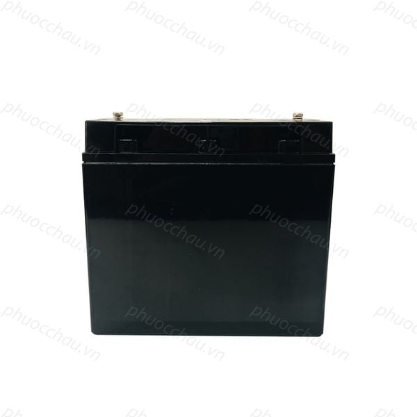 Ắc quy Vision CP12170E-X 12V 17Ah nhìn từ phía sau, mặt lưng vỏ bình đen bóng không tem nhãn