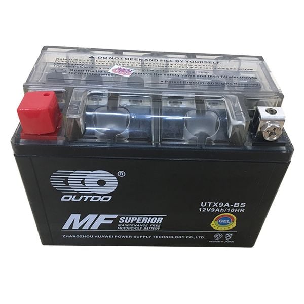 Bình ắc quy khô OUTDO UTX9A-BS 12V-9AH cho xe Spacy, Attila, Vespa LX - ảnh nghiêng trái mặt trước