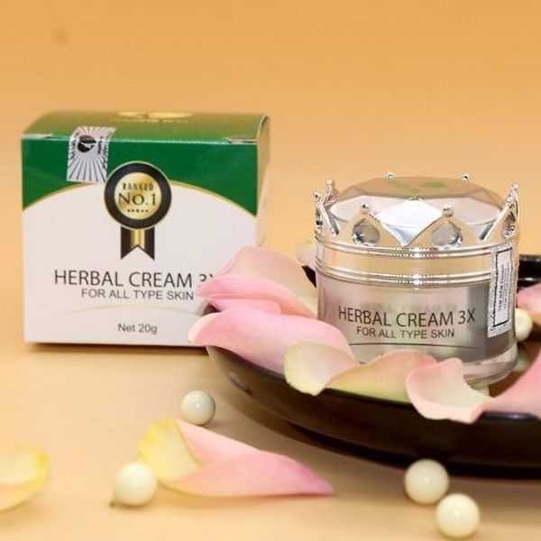 Kem Yody Phương Anh 20g Dưỡng Trắng, Bổ sung độ ẩm, giúp da căng mọng, mịn màng