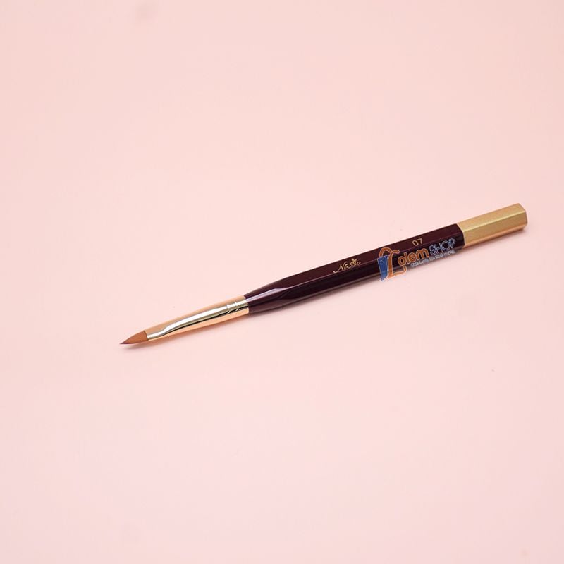 Cọ Nail Niao Cán Nâu